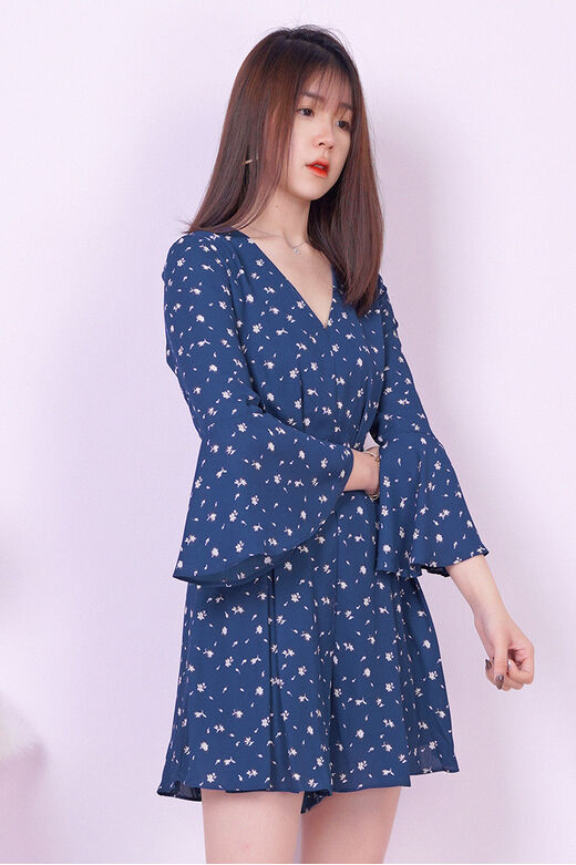 Fine Bell Sleeve Floral Print Ruched Playsuit (Blue)